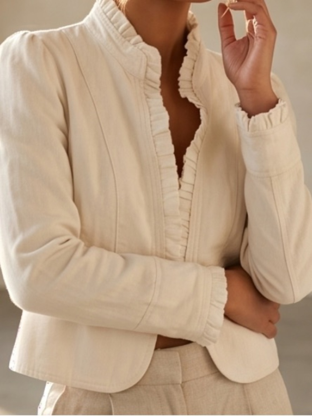 Atmosphere off white Ruffled Jean Jacket